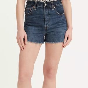 Levi’s Premium Ribcage Shorts NWT Size 27